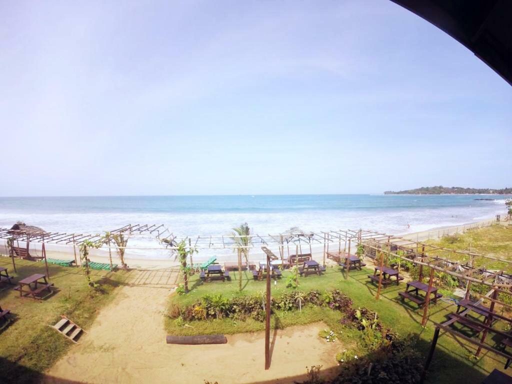 Guitar Bay Hotel Arugam Bay Buitenkant foto